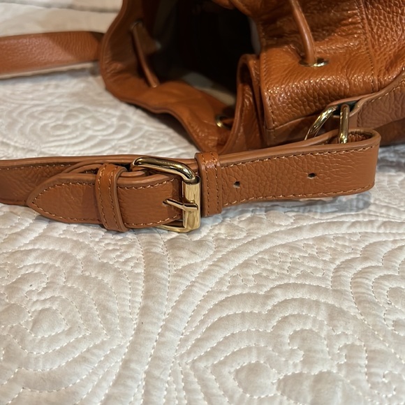 Ora Delphine bucket bag - Picture 9 of 16